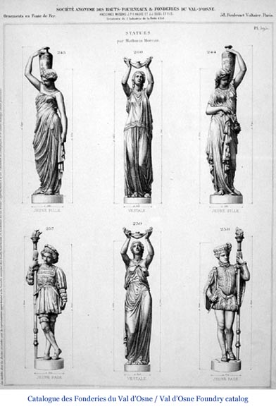 «Пажи», великолепная пара чугунных статуй, изготовленных литейной мастерской Валь дОсн.-1