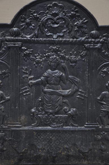 Каминная плита, украшенная изображением Агнессы Римской.-1