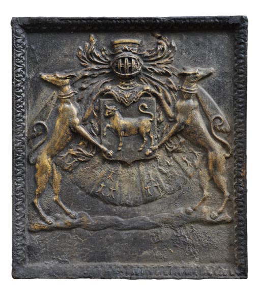 Великолепная каминная плита, украшенная гербами Жана Буэ де Савини, первой половины 18 века.-0