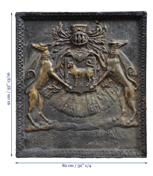 Великолепная каминная плита, украшенная гербами Жана Буэ де Савини, первой половины 18 века.-11