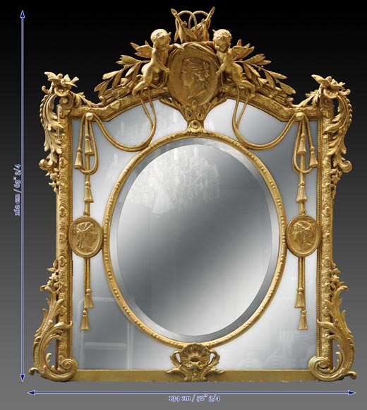 Великолепное зеркало с перегородками в стиле Наполеона III из дерева и позолоченного стюка, украшенное амурчиками и медальонами с женскими профилями. -11