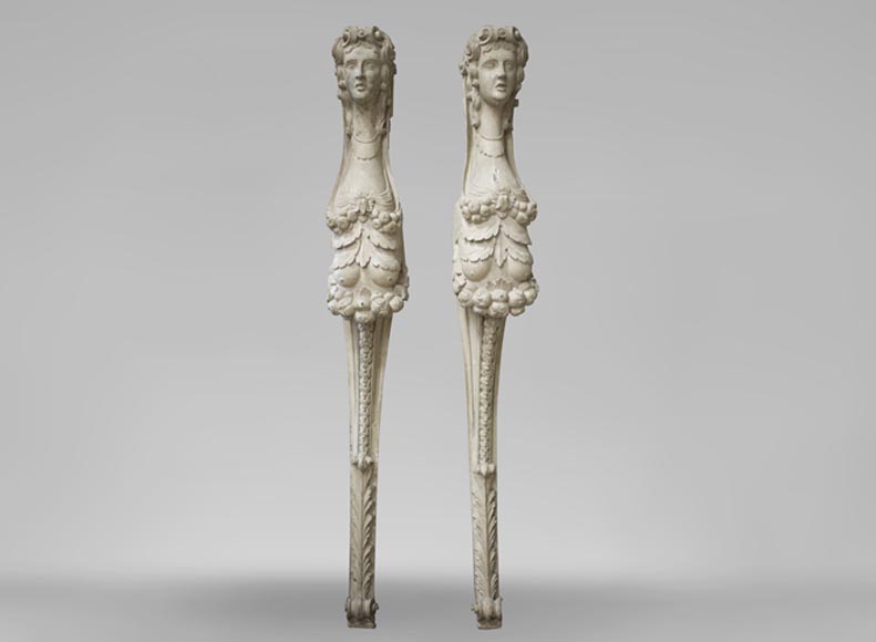 Пара кариатид 18 века, изготовленных из скульптурного и крашеного дерева.-0