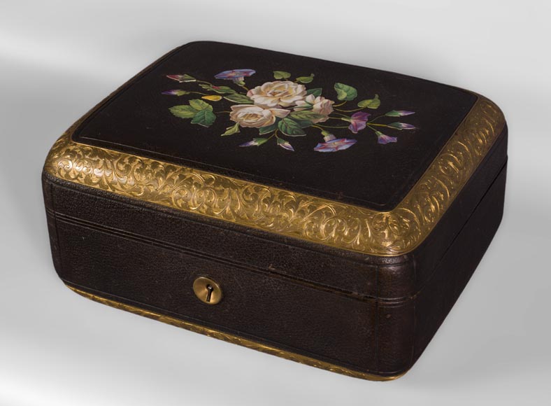 Жюльен-Николя РИВАР (1802-1867) – Шкатулка для драгоценностей, отделанная кожей, украшенная маркетри из фарфора-1