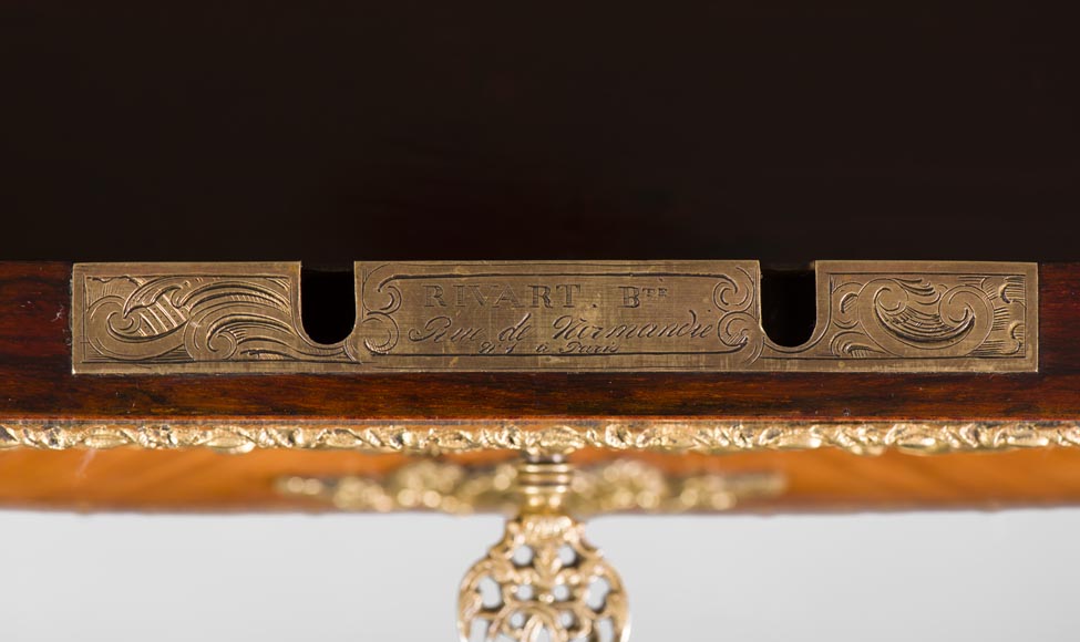 Жюльен-Николя РИВАР (1802-1867) – Элегантный столик для рукоделия, украшенный гербами и маркетри из фарфора-5