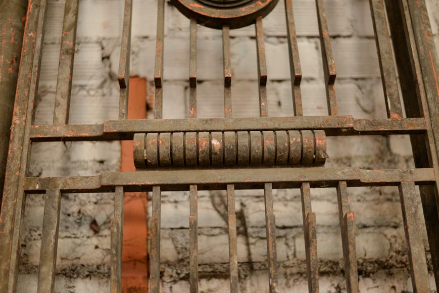 ПУАЛЕРА Жильбер – Пара дверей и перила в стиле Ар-деко, изготовленные из кованого железа и бронзы, 1936 год.-8