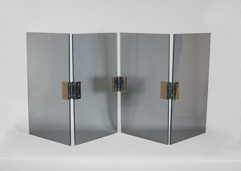Защитный экран камина с четырьмя створками из стекла и хромированного металла, 1970 годы.-0
