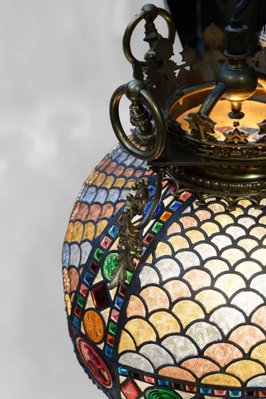 Великолепная сферическая люстра из разноцветного стекла в Неоготическом стиле, конец 19 века.-5