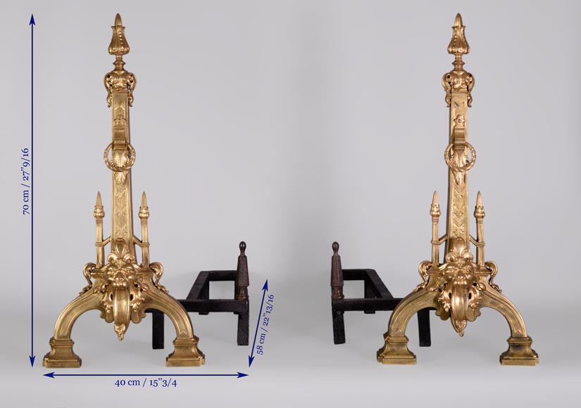 Пара старинных дровниц из позолоченной бронзы в стиле Наполеона III, украшенных львиными мордами.-9
