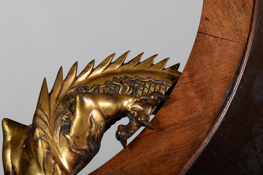 Габриель ВИАРДО (приписано работе) – Редкое зеркало в стиле Японизма в форме полумесяца, украшенное драконом из бронзы. -3