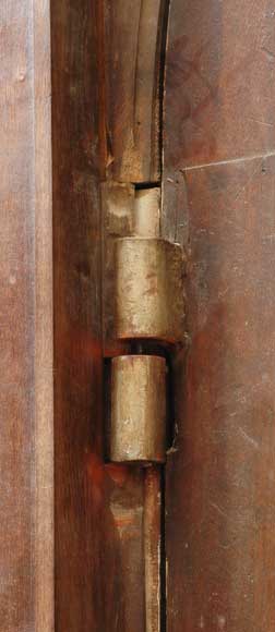 Дверь в нео-готическом стиле из ореха и дуба-8