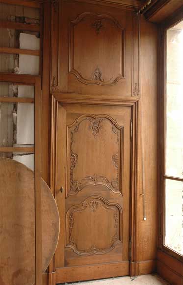 Деревянный декор комнаты в стиле Людовика XV, изготовленный в начале 20го века из дуба.-2