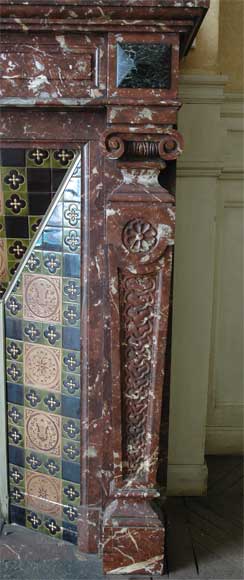 Старинный камин в стиле Наполеона III, изготовленный из красного северного мрамора.-5