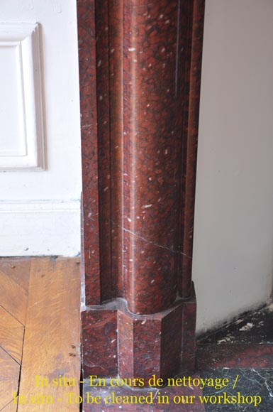 Старинный камин в стиле Людовика XIV, изготовленный из красного мрамора Гриотт.-4