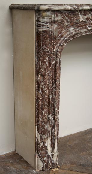 Старинный камин эпохи Регентства, изготовленный в 18 веке из красного королевского мрамора.-2