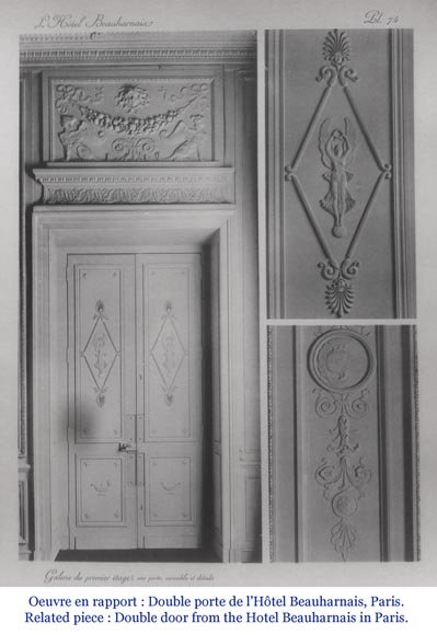 Старинная двустворчатая дверь, изготовленная из крашенного и позолоченного дуба, украшенная изображениями крылатой богини Виктории и зеркалами.-9