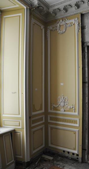 Великолепная деревянная комната в стиле Людовика XVI, ранее находившаяся во дворце Криллон в Париже. -13