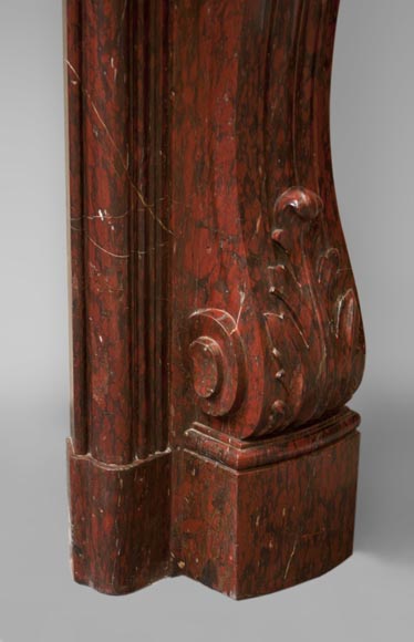 Великолепный старинный камин в стиле Людовика XV, изготовленный из мрамора красный Гриотт.-11
