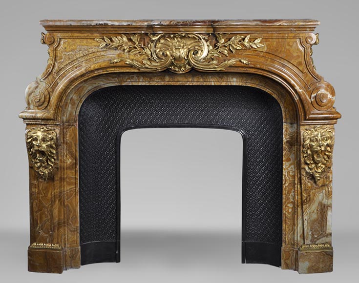 Extraordinary antique Louis XIV style fireplace with lions heads in Alabastro di Busca and gilded bronze_ru