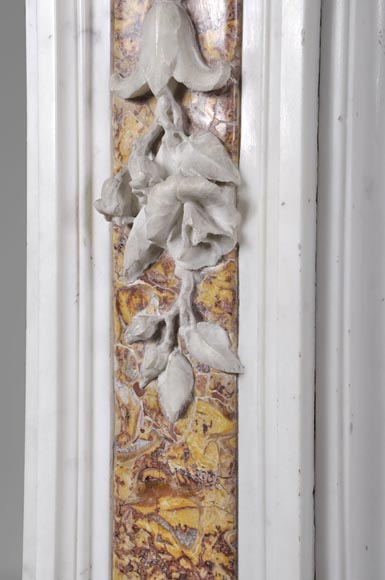 Великолепный старинный камин конца 18 века, изготовленный из скульптурного мрамора и мрамора брокатель, украшенный ангелочком.-9