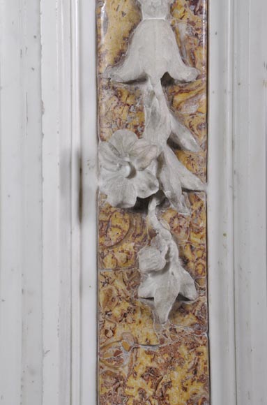 Великолепный старинный камин конца 18 века, изготовленный из скульптурного мрамора и мрамора брокатель, украшенный ангелочком.-16