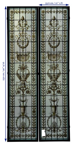 Пара панелей с витражами в стиле Нео-ренессанс в серо-желтых тонах, конец 19 века. -7