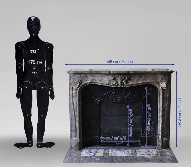Старинный камин в стиле Людовика XV, изготовленный из Красного Северного мрамора, украшенный раковиной с лиственными орнаментами.-10